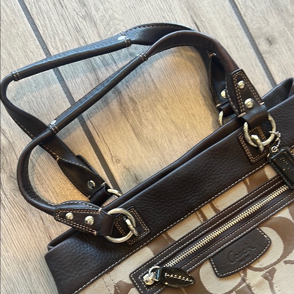 Coach G0993-14423 Signature “C” Canvas w/ Leather Trim Satchel Handbag - Picture 3 of 10